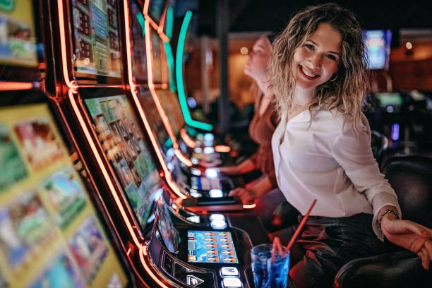 Demo mode interface showing virtual credits and free-play slot game on kantorbola login